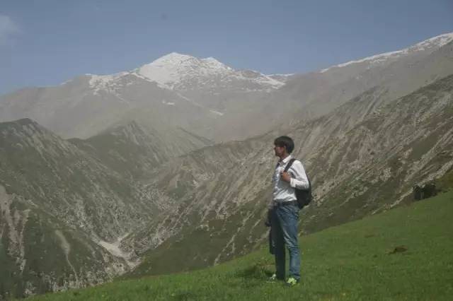 *疆新**“90后”牧羊人：放羊放久了，感觉像五六十岁的老人