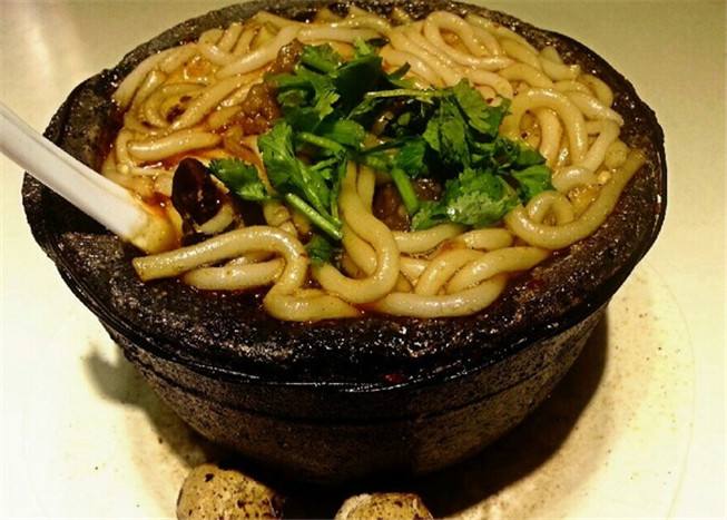 姐弟俩土豆粉这么贵的原因,姐弟俩土豆粉是怎么火起来的