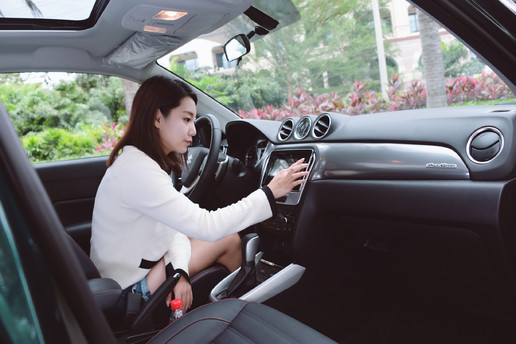 女司机自驾海南环岛旅游公路,铃木维特拉自驾西藏体验