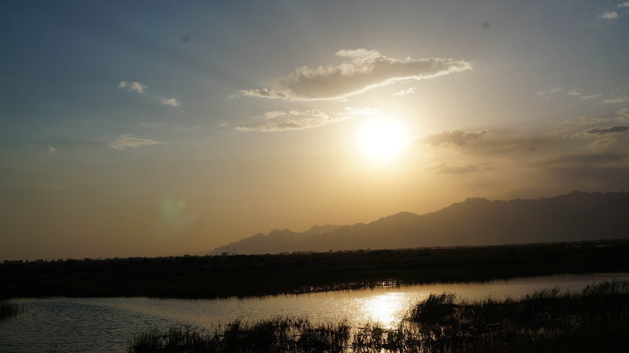 武汉又加开高铁线了，去兰州、乌鲁木齐这些地方玩，省钱又省时啦！