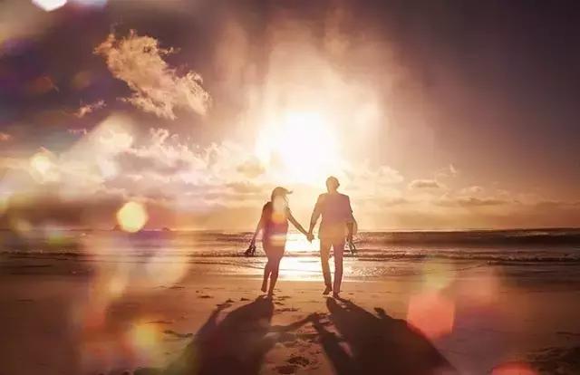 父亲离开孩子该怎么办,父母要离开了很难受怎么办