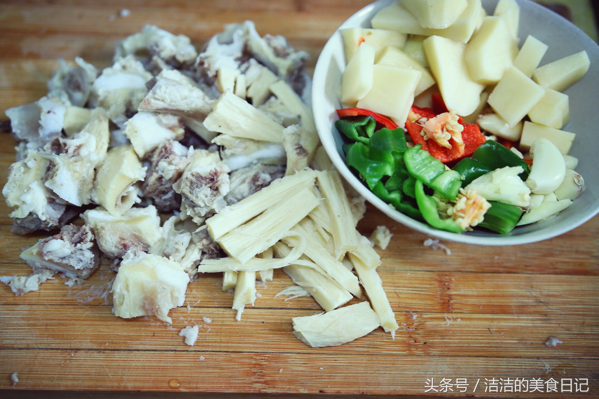 牛板筋嚼不烂怎么吃,吃牛板筋塞牙了怎么弄出来