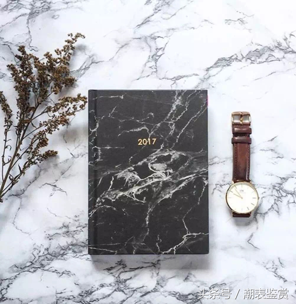 如何辨别dw00100219手表真假 (怎么区分dw手表真假)