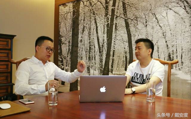 240+小时的超级研讨全网首次曝光：名创优品叶国富和信聚赢商学院戴安度这两位大佬又要出啥大动作？