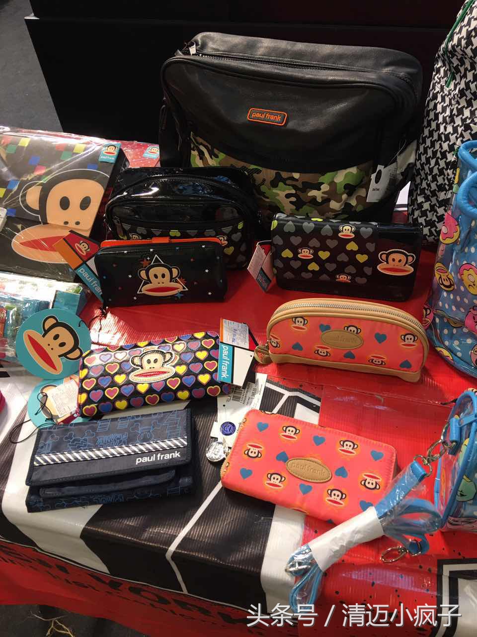 天哪,泰国清迈MAYA大嘴猴打5折买到就是赚到