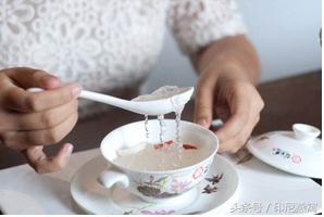 燕窝一次吃多少克最好孕妇,燕窝的功效与作用