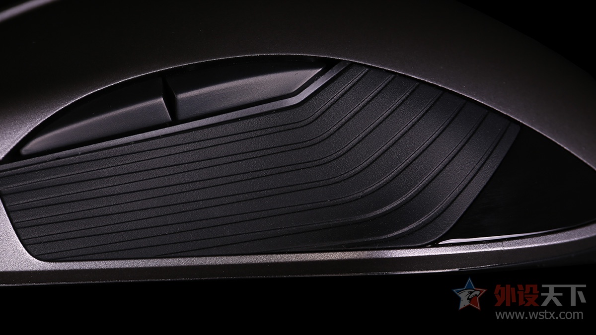 雷蛇锐蝮蛇鼠标xy轴玩cf,雷蛇锐蝮蛇是激光鼠标吗