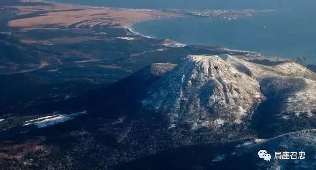 张召忠：ISIS被斩首眼看要玩儿完，美俄憋不住图穷*首匕**见，下一步棋怎么走？