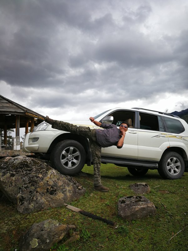 川藏线自驾租车多少钱一天,川藏线租车价格大概多少钱一天