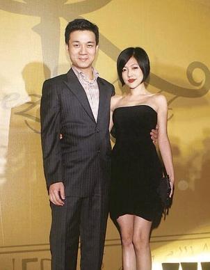 赵薇的小四月照片,赵薇小四月的最新消息