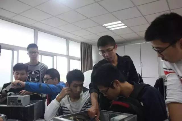 学院介绍怎么写,学院介绍如何写