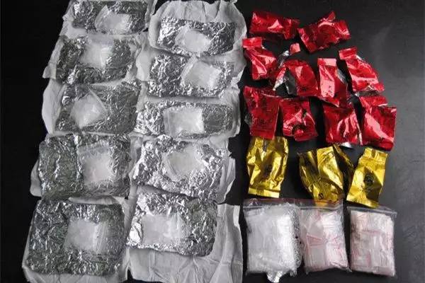 小韩说法｜「国际禁毒日」*毒冰**的四种叫法，你知道几个？