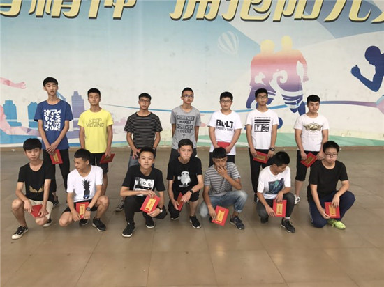 广州校园足球联赛落幕,校园足球赛圆满落幕