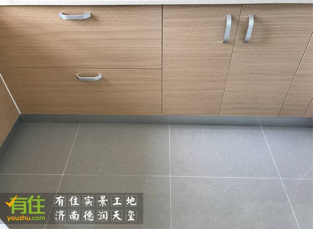 这对80后小夫妻,把家打造的甜蜜又温馨