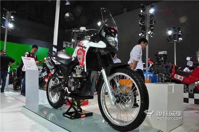 1-2万公认最好的旅游摩托车,国内值得买的新款摩托车