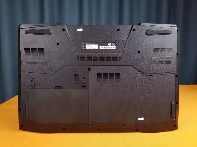 高端笔记本拆解,惠普笔记本拆机升级