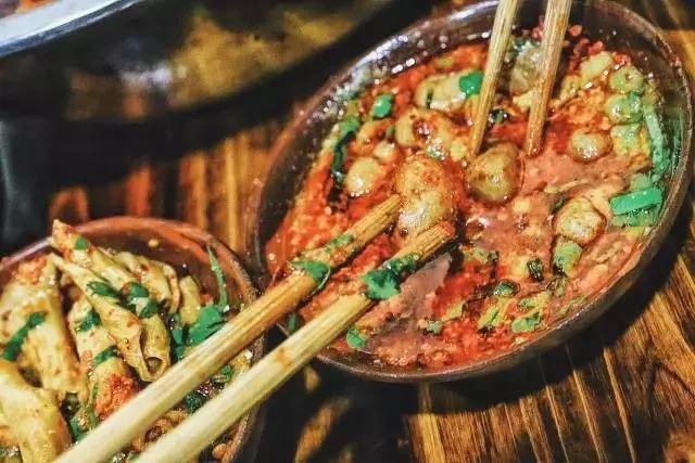 有个地方只有我们知道是哪里,有一个地方只有我们知道剧照图文