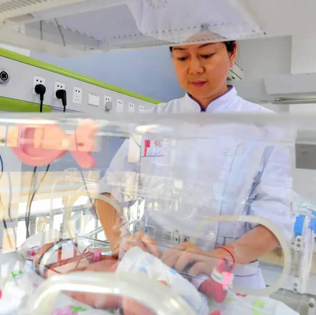 「医声」芜湖市第一人民医院的“早产儿俱乐部”火了！每位宝宝身上都有惊心动魄的温情故事……