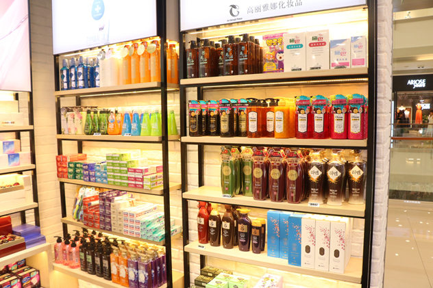 年坪效超11万这家进口品连锁靠哪“三不”?