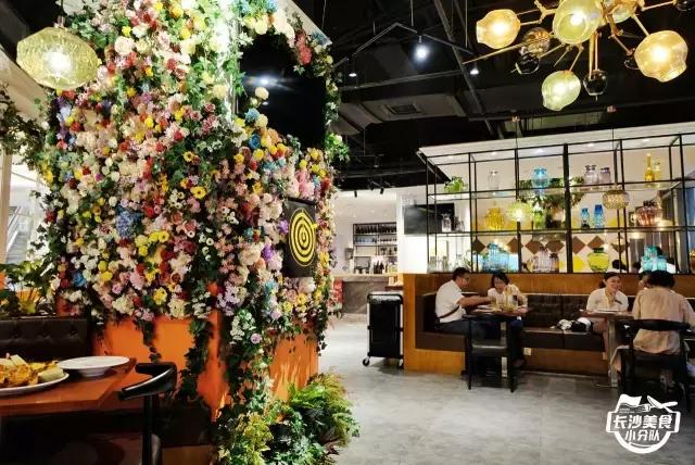 英国网红餐厅假餐厅,英国虚假网红餐厅刷到第一