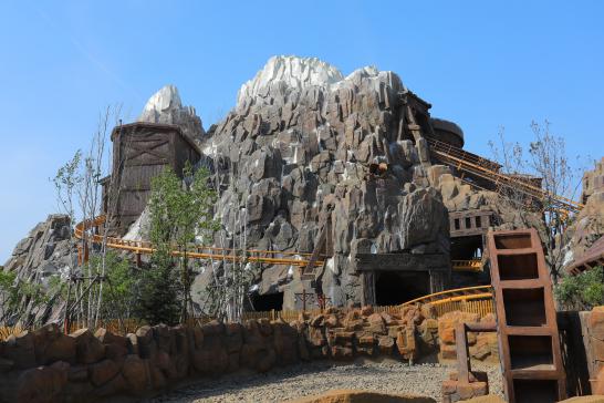 比迪士尼更好玩的主题乐园在哪里,比上海迪士尼更好玩的游乐场