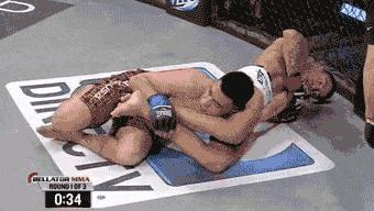 搞笑gif趣图这是真把姑娘惹怒了啊,三个二货搞笑图片