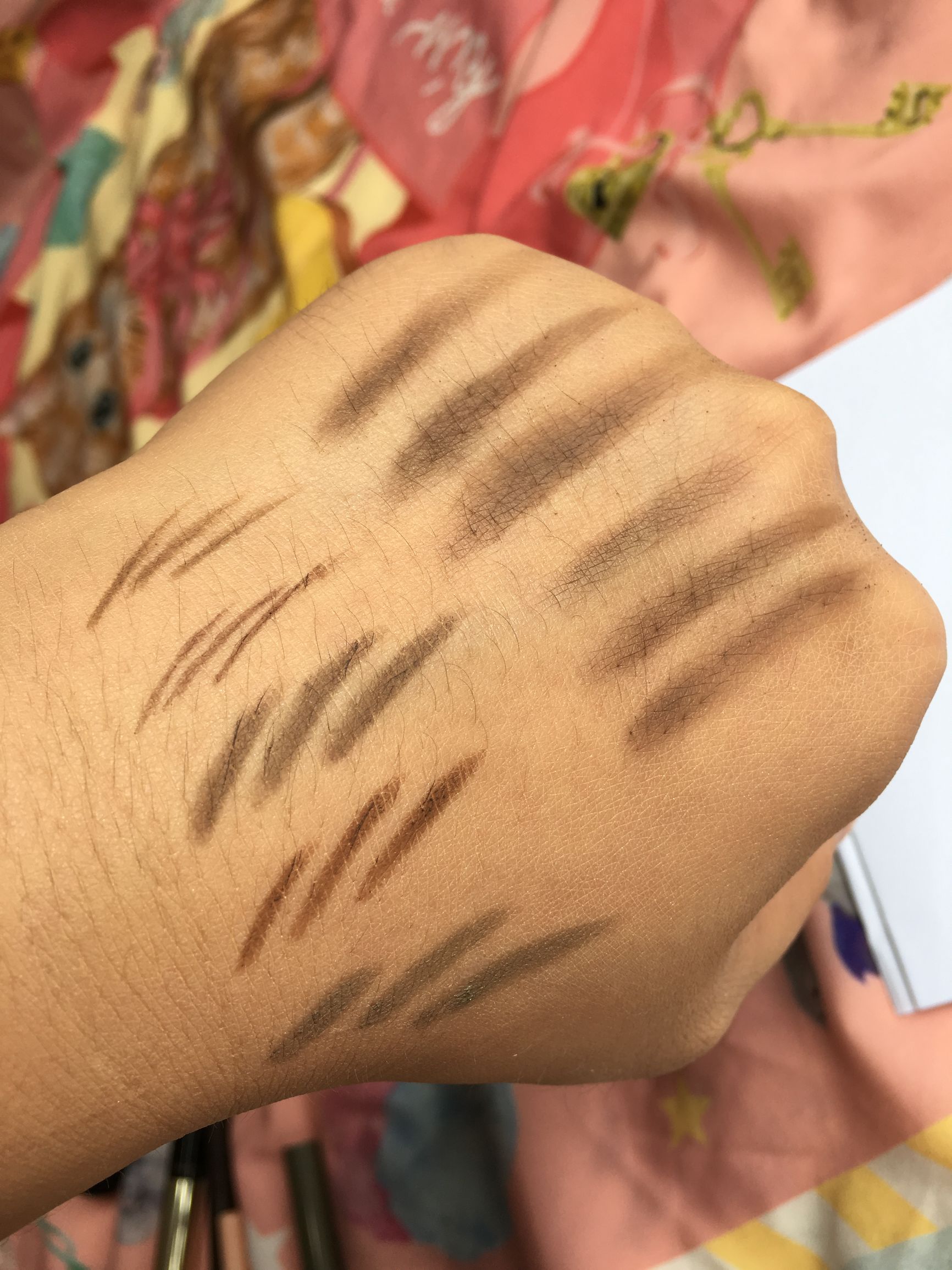 kate眉粉怎么选颜色好看,眉粉画眉教程kate