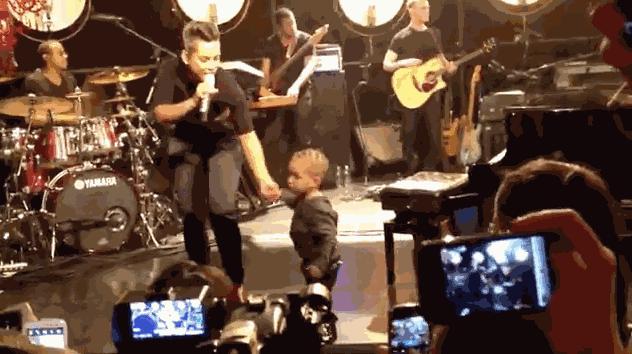 00后就做潮牌的哥哥，竟还有个5岁就做饶舌的弟弟！