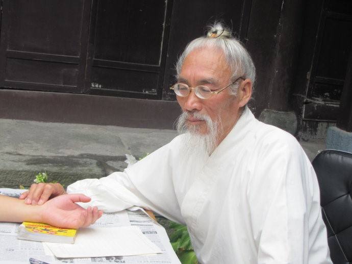 中医治疗结石病民间方子,老中医治结石病秘诀