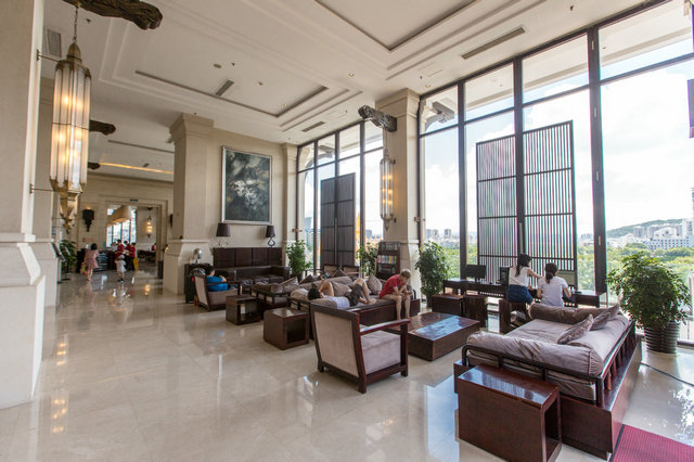 轻装旅行者的品位之选，三亚黎客酒店全方位解析