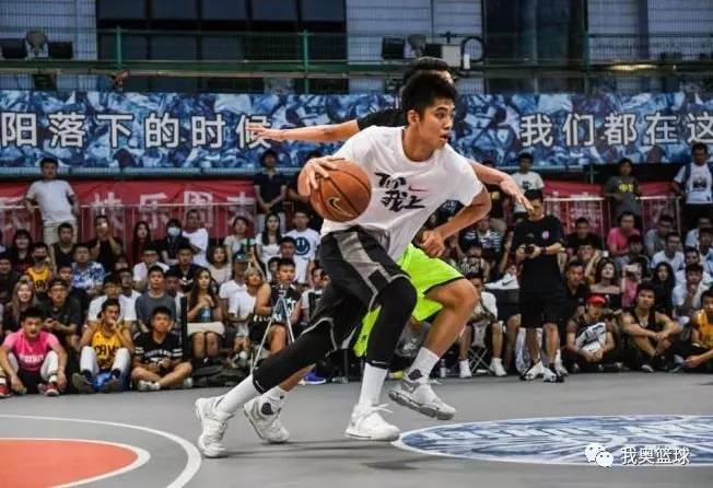 日落东单杨政得分,日落东单杨政暴扣