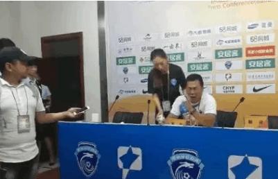 中甲容大毅腾,中甲裁判出现巨大争议判罚后续