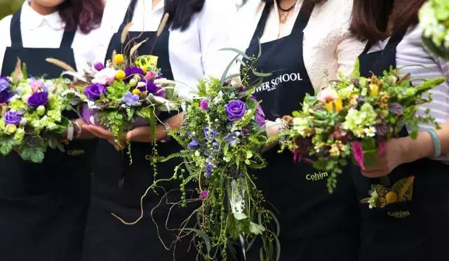 开一家花店需要投资多少钱呢,新手开花店需要注意哪些问题