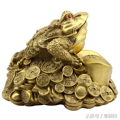 三脚金蟾摆件有什么讲究,三足蟾蜍风水