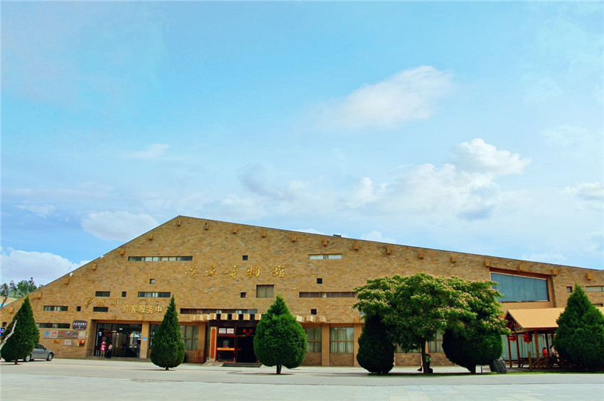 宁夏沙坡头旅游景区,关于宁夏沙坡头景点介绍