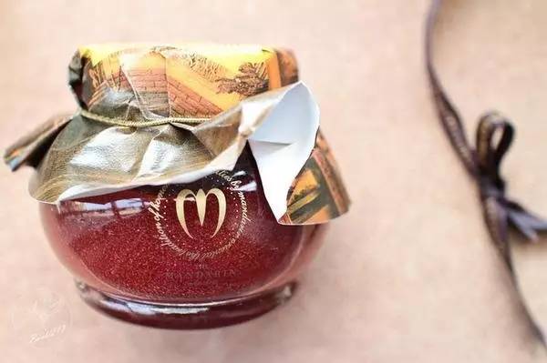 伴手礼戴什么合适,为什么旅游带伴手礼