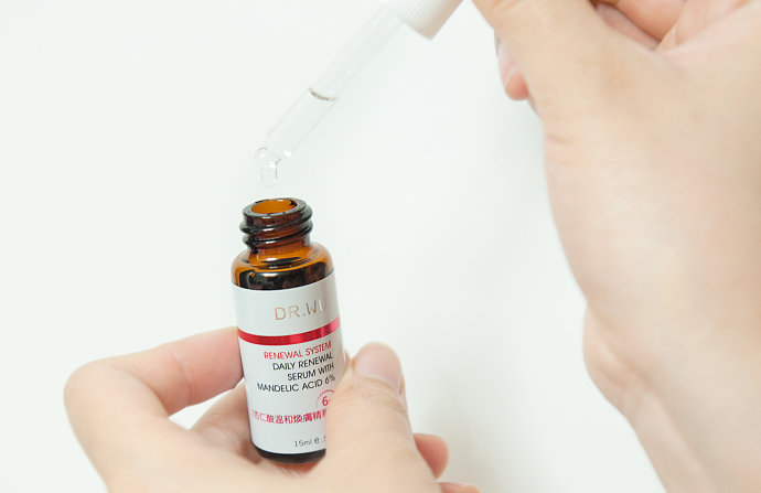 去黑头收缩毛孔的最好方法小妙招,实用去黑头收缩毛孔小妙招