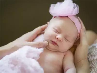 夏天来了脖子痒怎么办,夏天来了脖子上的颈纹怎么办