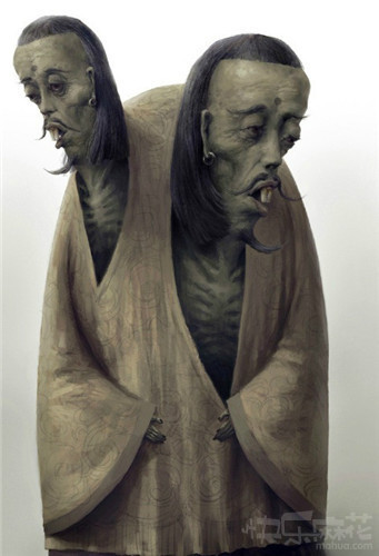 舔第二碗时，丈母娘拉我的手说：放这儿吧！等下我来洗