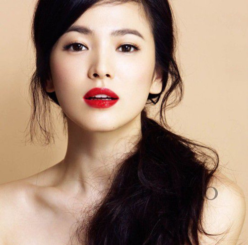 年轻时又胖又土，现在嫁给国民老公，看土妹子如何成为时尚女神