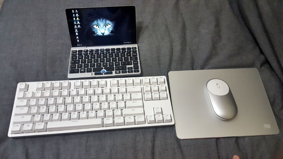 有人说7寸铝合金小本设计愚蠢?数十名网友集体狂怼!