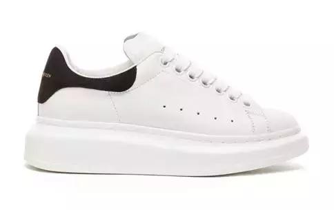 好穿又舒服的小白鞋怎么选,百搭的小白鞋怎么挑选