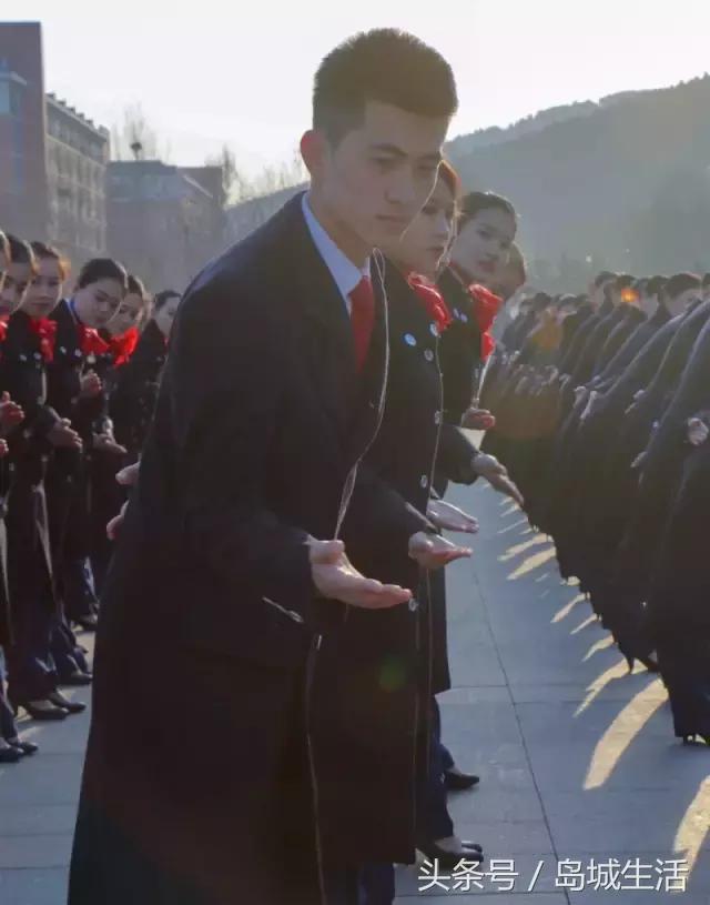 歪，别的小朋友都了解山师了，你要不要看一下呀？