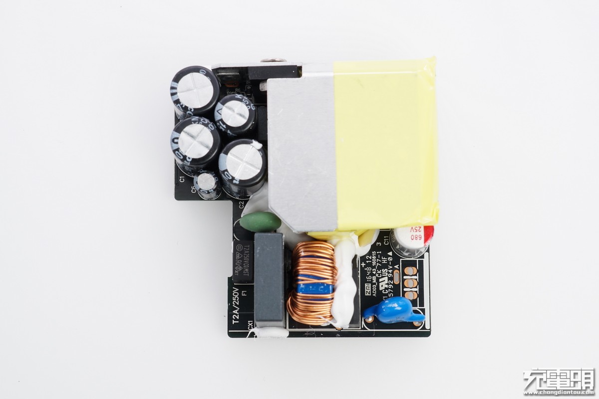 小米usb充电器60瓦拆解,小米车载充电器cc02czm拆解