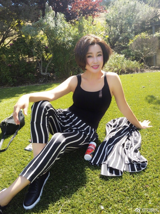 邓紫棋被反锁在厕所，何炅曾在节目中全程叫错陈冠希的名字，明星都有什么尴尬事？