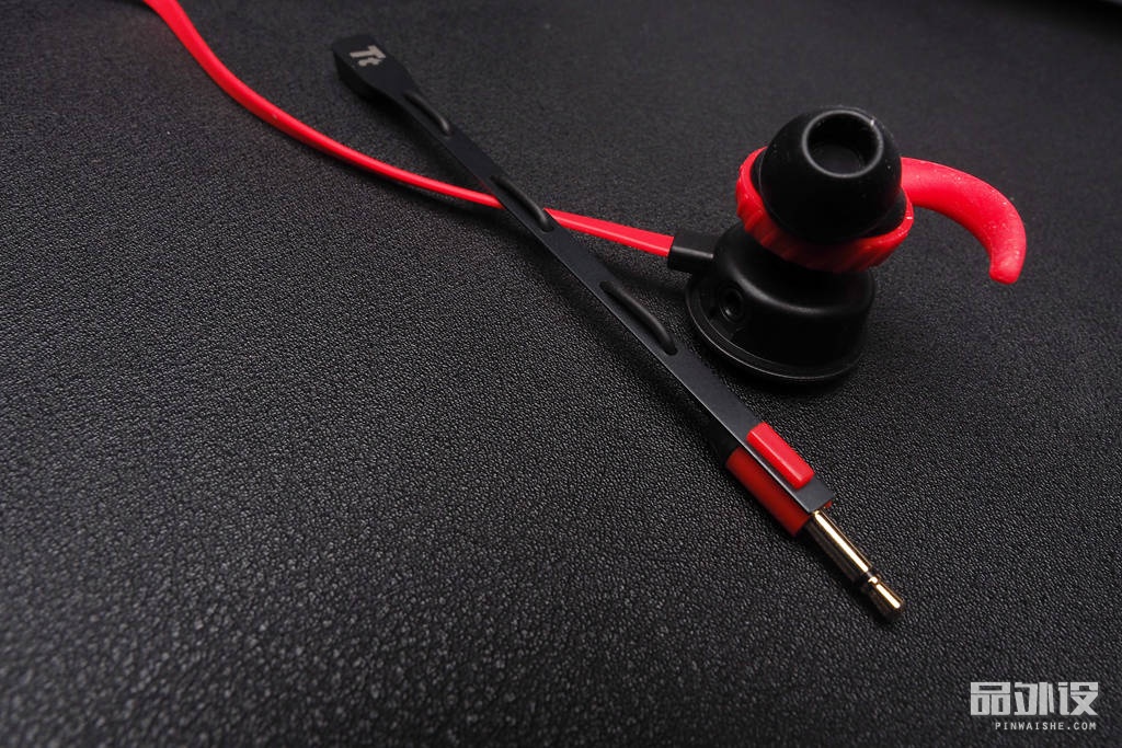 TteSPORTS隐者PRO专业版入耳式游戏耳机评测