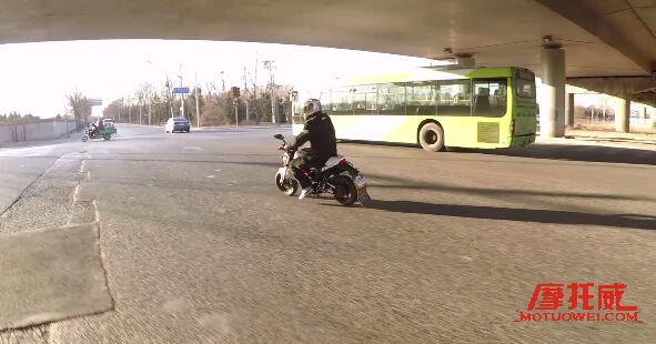 银钢怪兽150摩托测评,银钢小怪兽摩托车动力升级