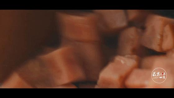 黄金虾仁炒饭视频,黄金虾仁炒饭