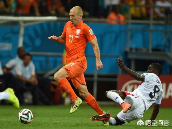 罗纳尔多梅西过人技术,罗纳尔多梅西谁厉害