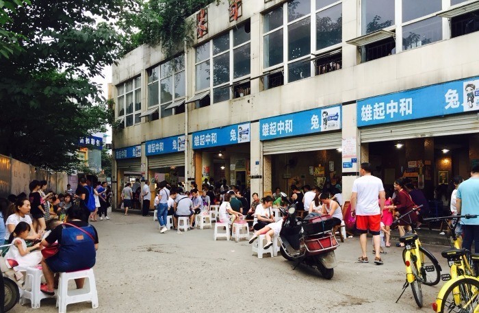 有个地方只有我们知道是哪里,有一个地方只有我们知道剧照图文